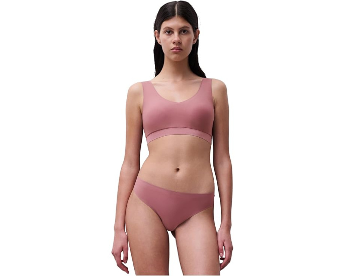 Бюстгальтер Chantelle Soft Stretch Padded с влагоотводящими свойствами