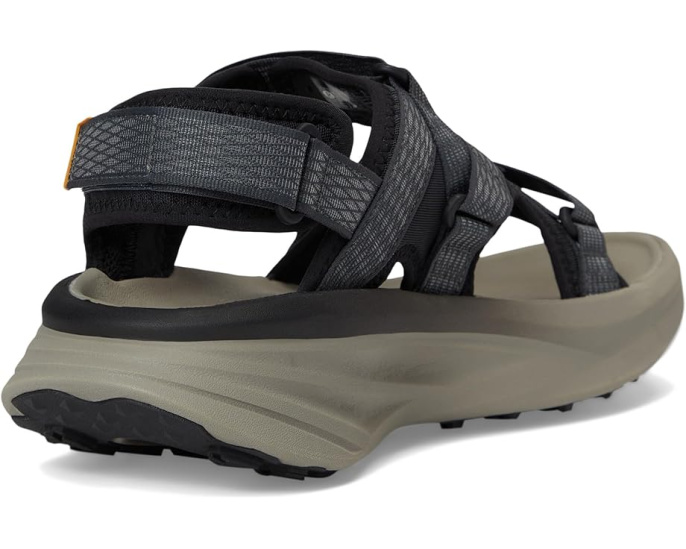 Сандалии для трейла Teva Aventrail R2T с водонепроницаемым дизайном и подошвой Spider Rubber