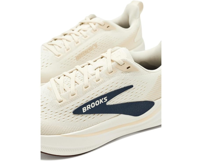 Кроссовки Brooks Ghost Max 4 с амортизацией DNA LOFT
