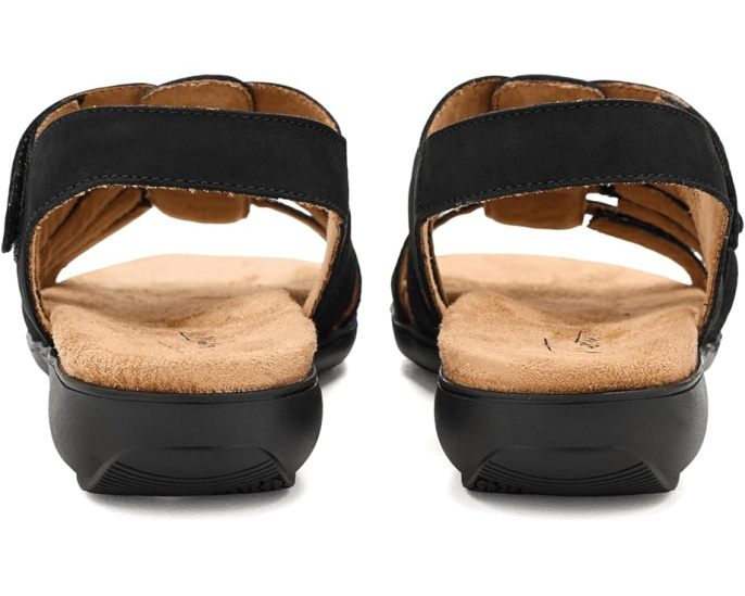 Сандалии Riki Studs с металлическими заклепками и липучкой от Trotters