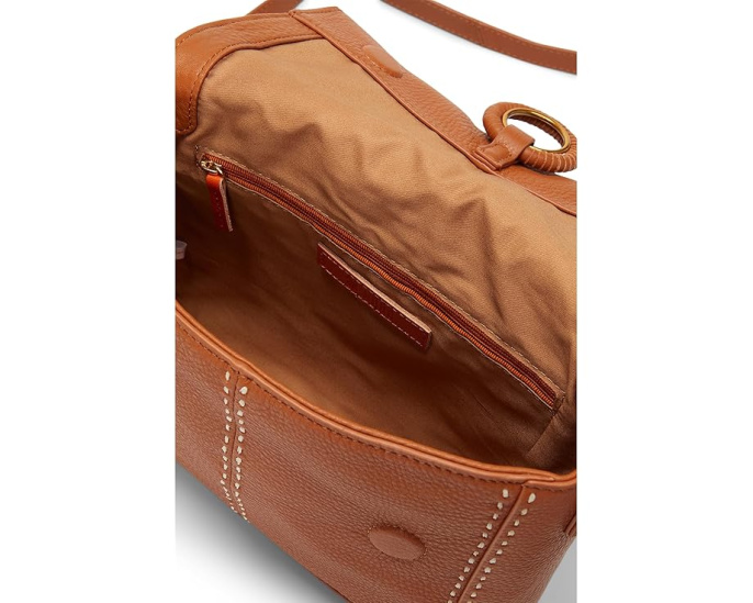 Сумка через плечо HOBO Austin Flap Crossbody в оттенке теплый мед