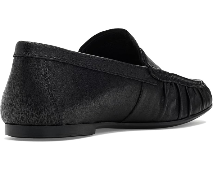 Лоферы Aleya от Vagabond Shoemakers на плоской подошве