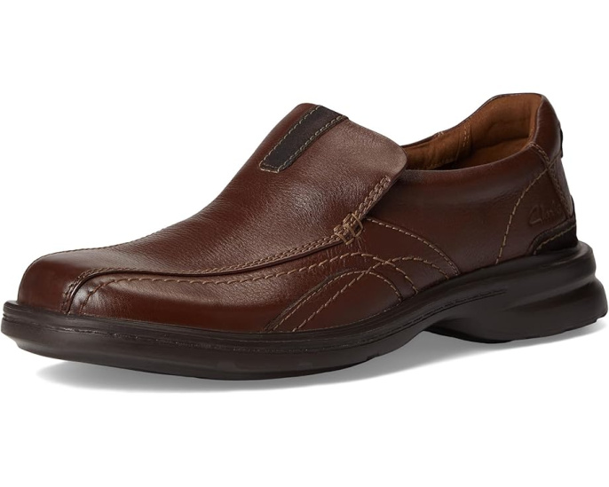 Clarks Лоферы Gessler Step на небольшом каблуке из кожи