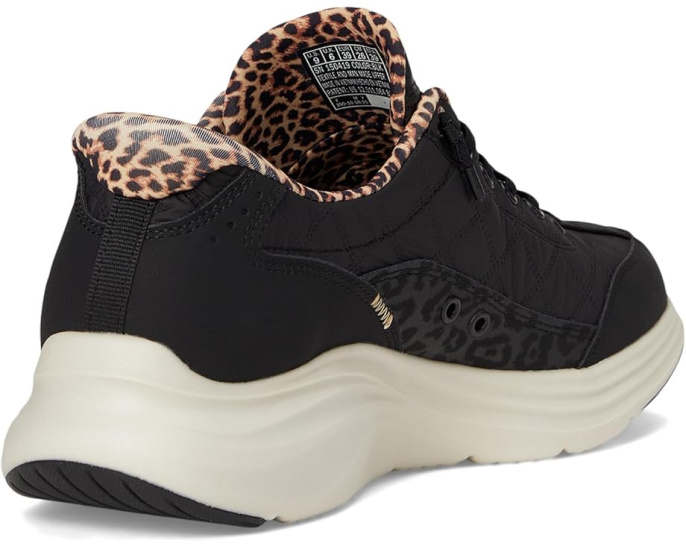 Кроссовки SKECHERS Contour Foam Cozy Fit Hands Free Slip-Ins с леопардовым принтом
