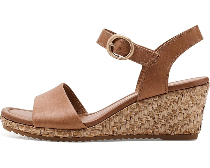 Босоножки Sofft Inez Leather на танкетке