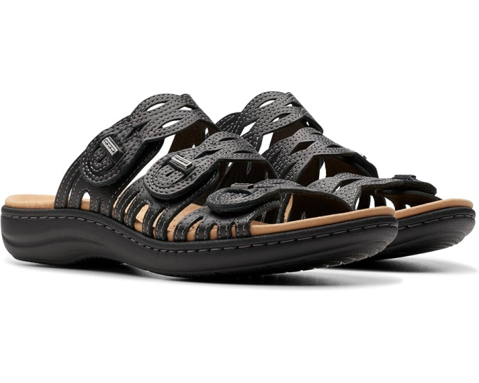 Плоские сандалии Clarks Laurieann Ruby с тремя широкими ремешками