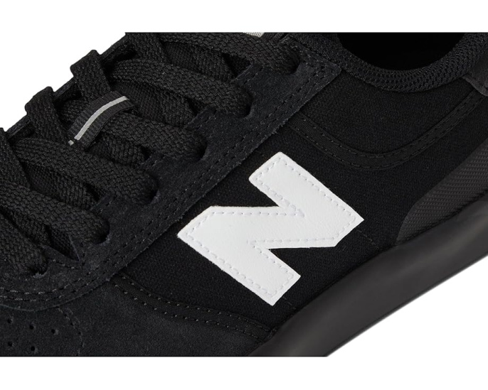 Кроссовки для скейтбординга New Balance 272 с вулканизированной подошвой