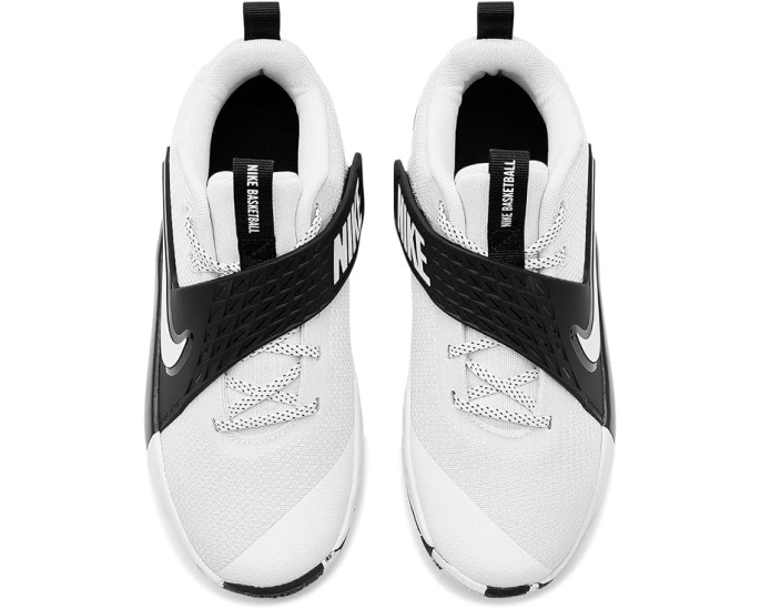 Детские баскетбольные кроссовки Nike Kids Team Hustle D 12 для улицы