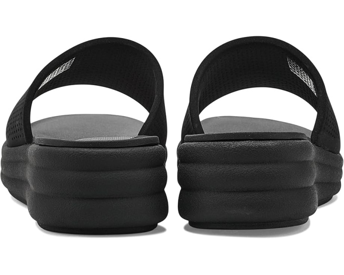 Сандалии Clarks Drift Twist с текстильным верхом и стелькой Extreme Comfort