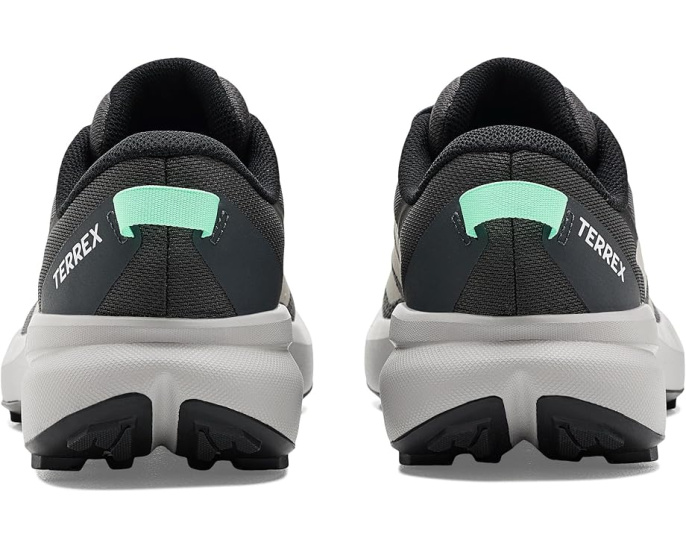 Кроссовки Adidas Terrex Tracefinder Plus для трейлраннинга