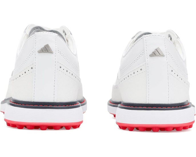 Гольф обувь adidas MC80 Spikeless Modern Classic с технологией BOOST