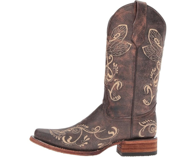Сапоги Corral Boots L5079 с вышивкой стрекозы и квадратным носком