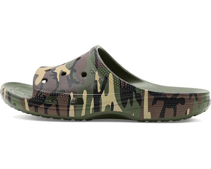 Классические шлепанцы Saturday Slides из пены Croslite от Crocs