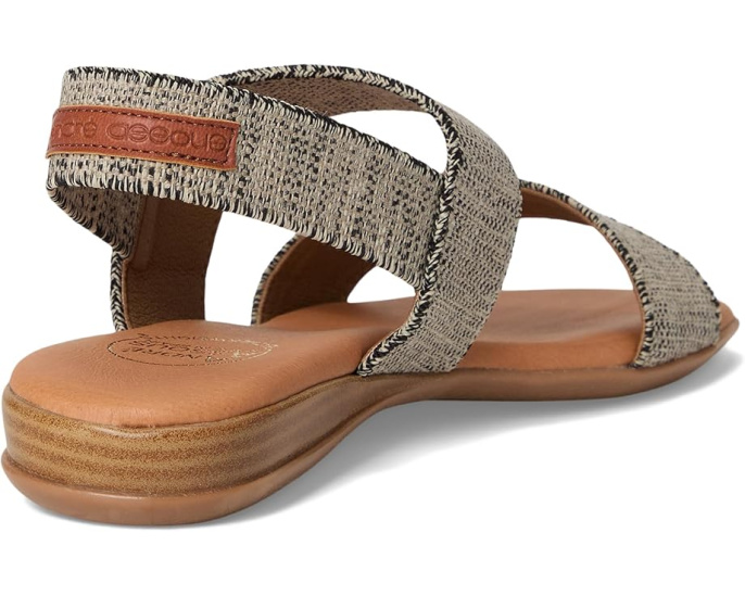 Босоножки Andre Assous Nigella Featherweight с эластичными ремешками и платформой