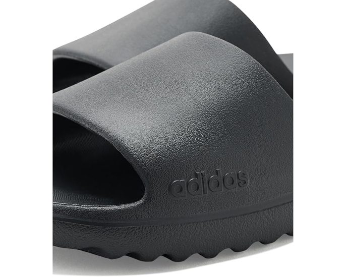 Детские сандалии Adilette Lumia от Adidas