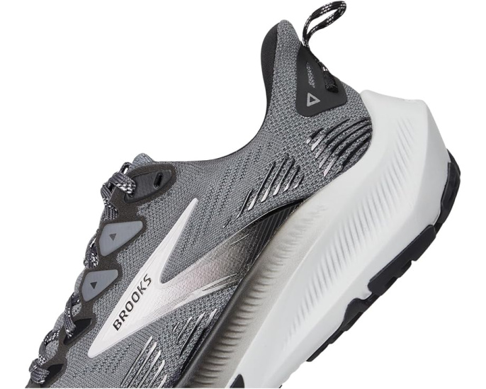 Трейловые кроссовки Brooks Ghost Trail с защитой от воды и подошвой TrailTack
