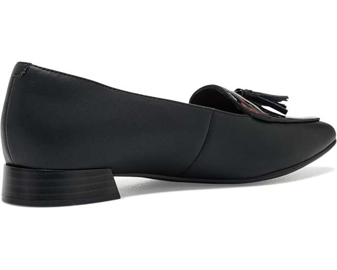 Лоферы Clarks Natalyn Quartz с кисточками