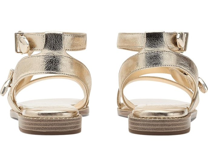 Сандалии Neiko Double Buckle Strappy Flat Vince Camuto с двумя пряжками