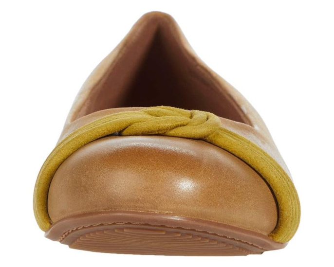 Мокасины SoftWalk Sonoma Knot из премиальной кожи с круглым носком