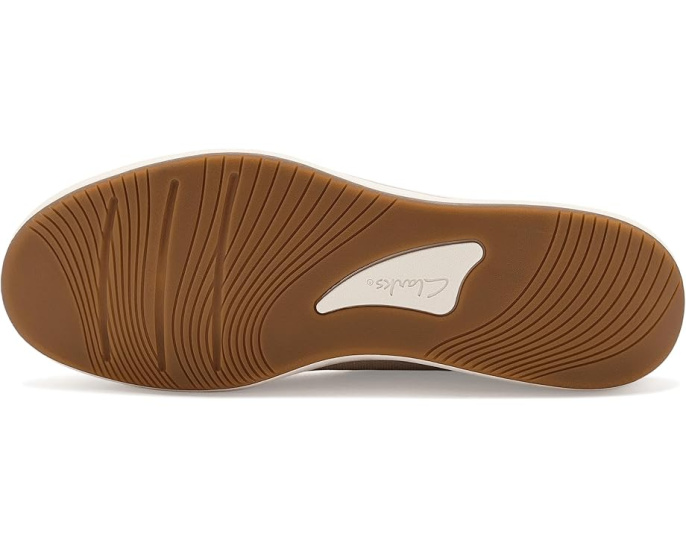 Ботинки Breezesky Bay от Clarks с текстильным верхом и стелькой Cushion Soft