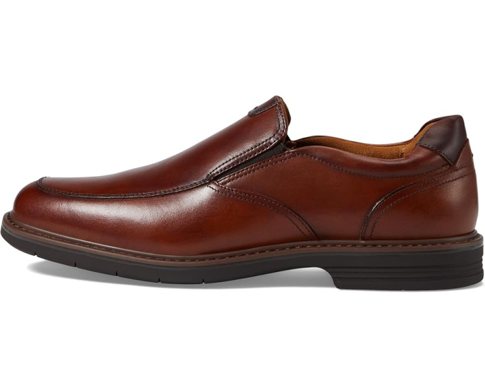 Мокасины Norwalk с круглым носком на шнуровке от Florsheim