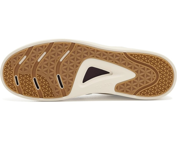 Кроссовки Clarks Code C Court с мягкой подошвой