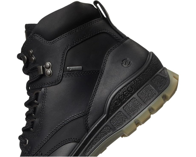 ECCO Sport Track 25 с мембраной GORE-TEX и подошвой из ПУ и ТПУ