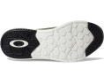 Кроссовки Oakley Dry с сетчатыми вставками и удобной стелькой CELLFIT
