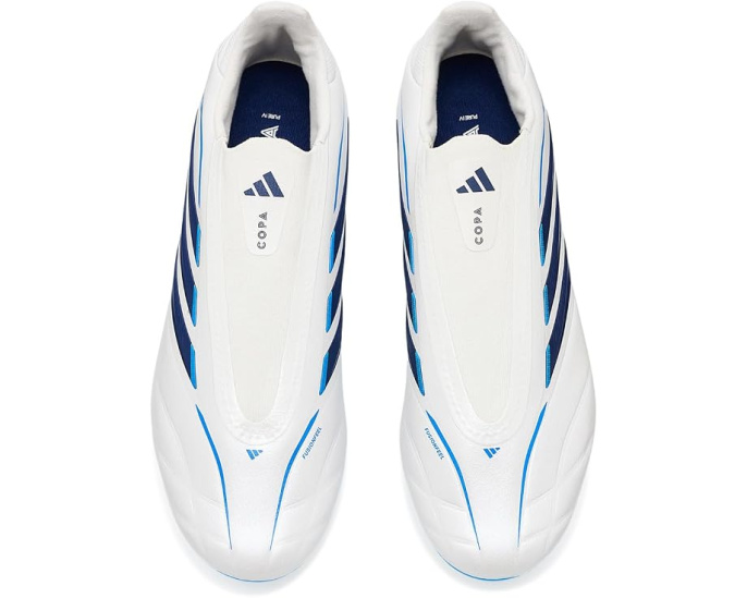 Бутсы Adidas Copa Pure IV League Laceless с мягким верхом