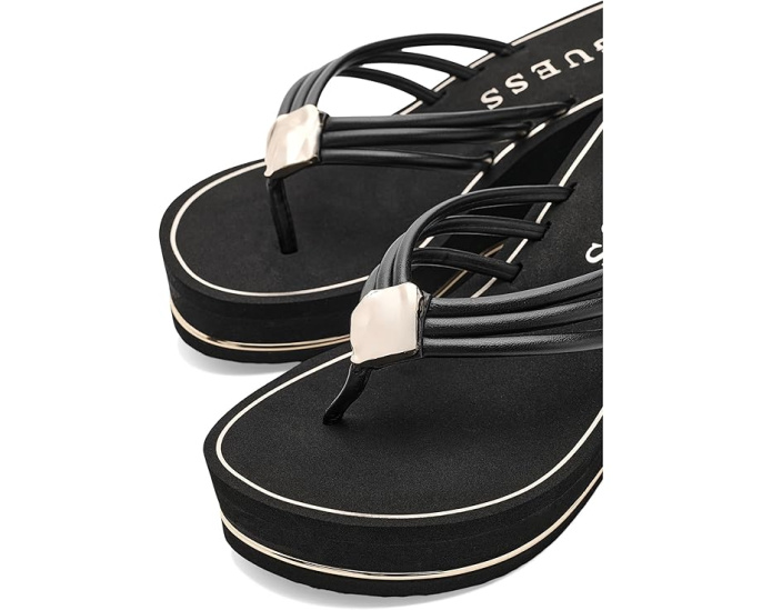 Босоножки GUESS Sabrie на платформе и танкетке