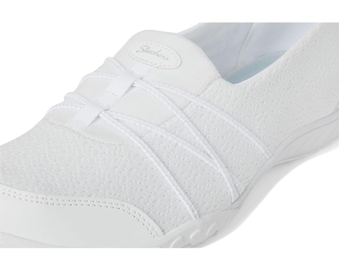 Слипоны Skechers Breathe Easy с эластичным верхом и памятью формы
