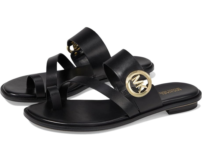 Шлепанцы MICHAEL Michael Kors Vera Flat Thong с амулетом и эластичной вставкой