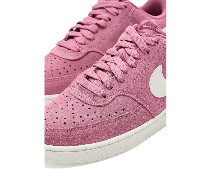 Кроссовки Nike Court Vision Low Suede Premium с замшевым верхом