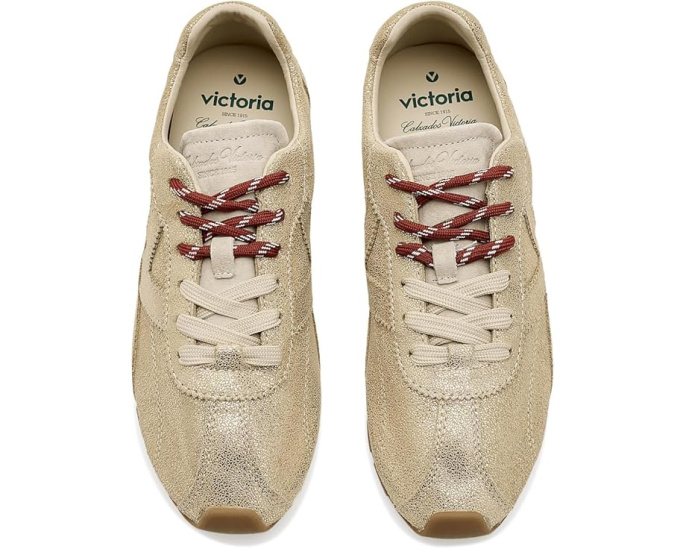 Кроссовки Victoria Aster из замши с тисненым логотипом