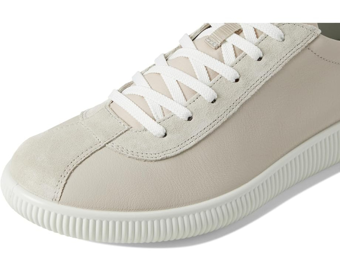 Кроссовки ECCO Soft Zero Lace Up из зерненой кожи с полиуретановой подошвой