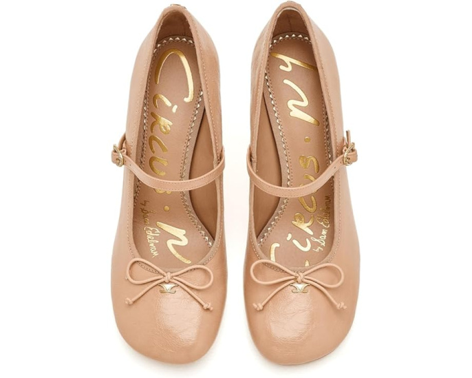 Circus NY by Sam Edelman Туфли-лодочки Vivian с ремешком и шпилькой