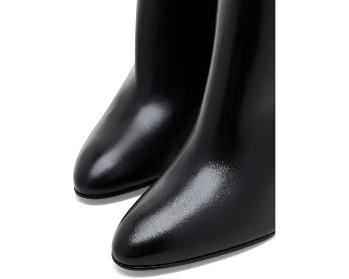 Сапоги Stuart Weitzman Mulberry с острым носом