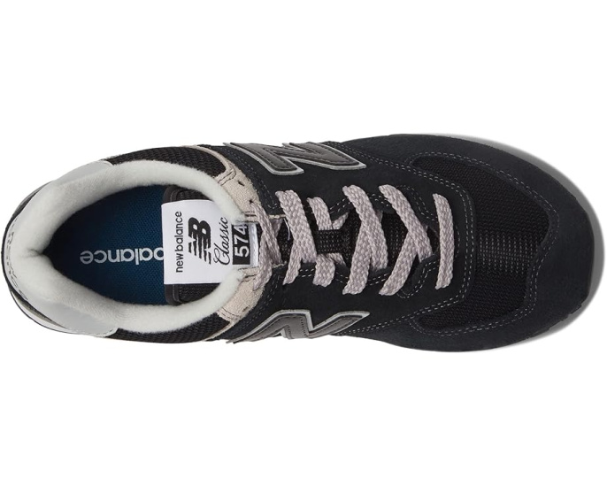 Кроссовки New Balance 574 Core с переработанными материалами и амортизацией EVA