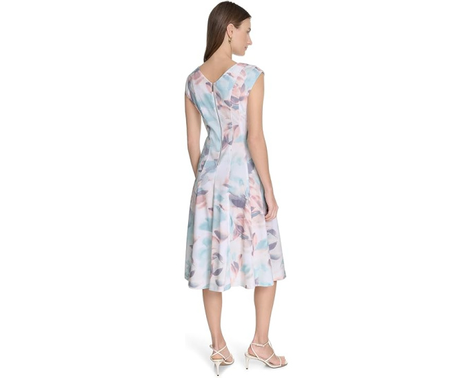 Цветочное платье Calvin Klein Printed Seamed с силуэтом трапеция