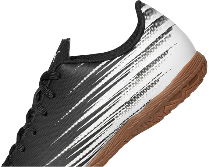 Тренировочные бутсы Attacanto II Indoor от PUMA для залов