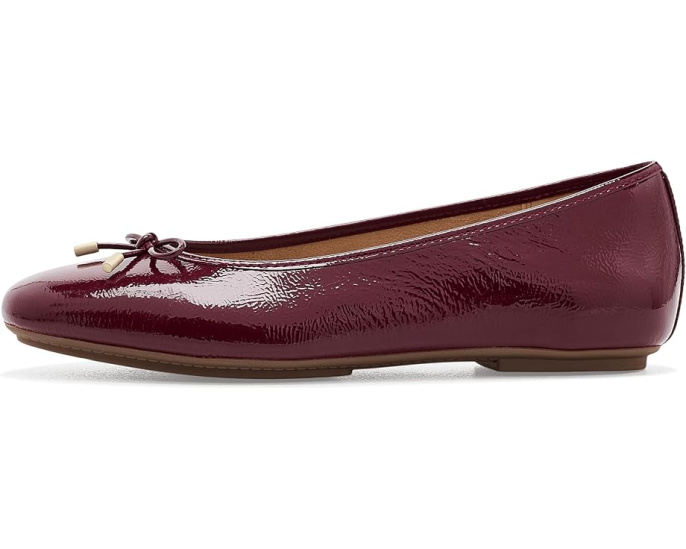 Балетки FitFlop Delicato Bow из лакированной кожи с бантом