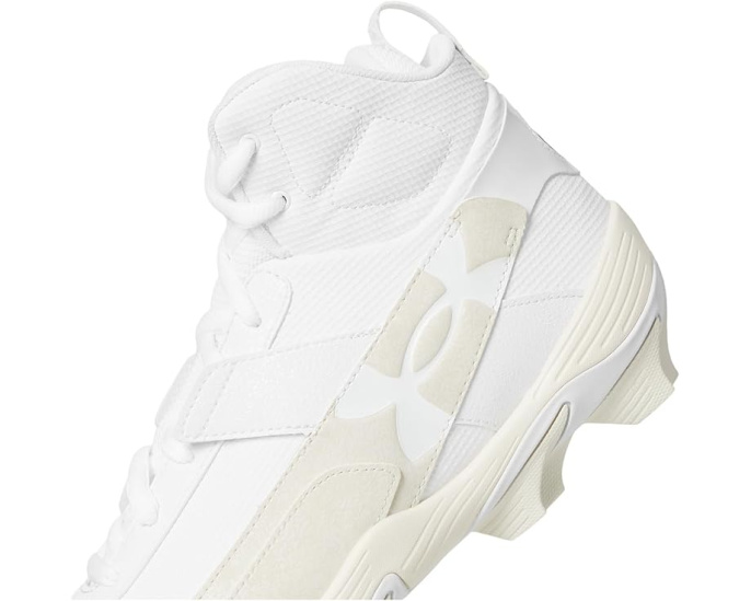 Бейсбольные бутсы Under Armour Harper 10 с полиэстеровым верхом и резиновой подошвой