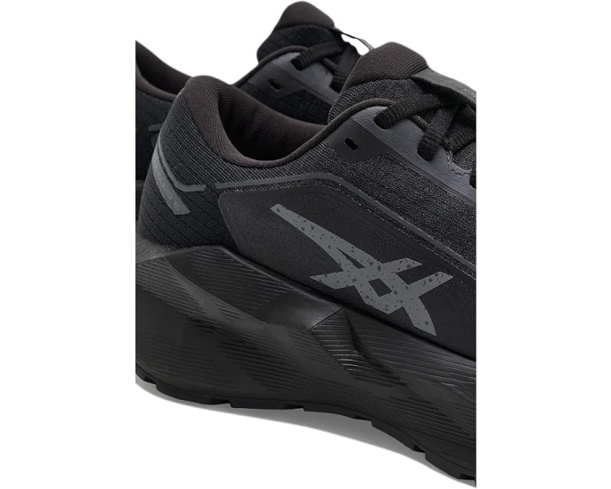 Кроссовки ASICS Novablast 6 GTX для бега с мембраной