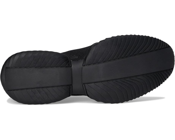 Кроссовки Steve Madden Vador с перекрестными резинками и сетчатым верхом
