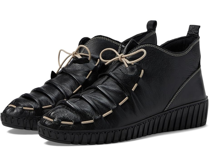 Кроссовки Nespea на шнуровке с высоким верхом от Spring Step