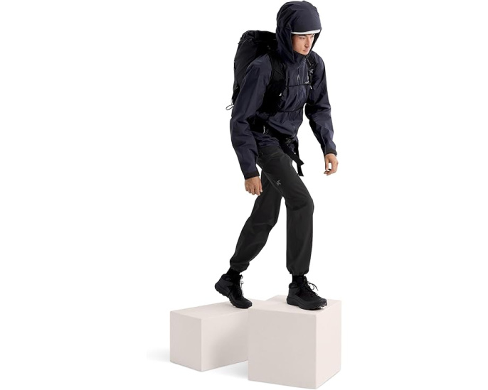 Куртка Arc'teryx Beta AR Jacket с мембраной GORE-TEX PRO и вентиляцией