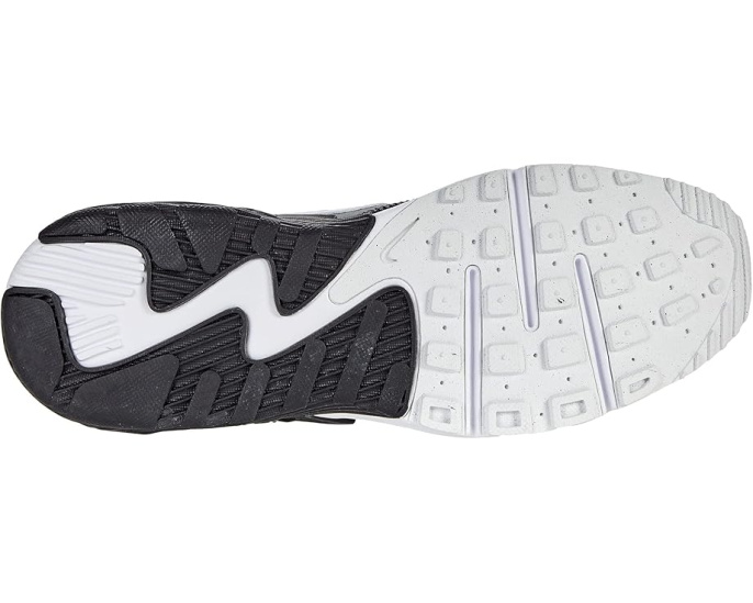 Кроссовки Nike Max Excee Leather с кожаным верхом и контрастными вставками