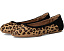 Балетки Dansko Madisen с леопардовым принтом и технологией Natural Arch