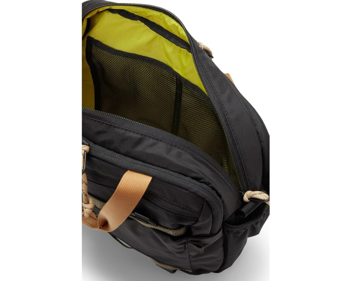 Сумка Mountain Cross от Topo Designs через плечо