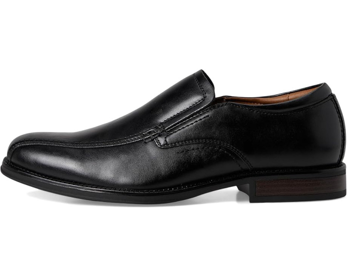 Обувь Dockers Greer с миндалевидным носком и съемной стелькой